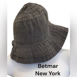Betmar New York  bucket hat